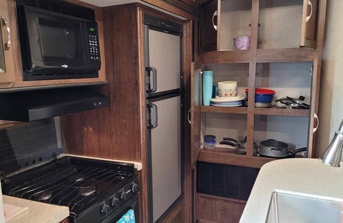 Port Bolivar House | Rad Beach Camper at Haileys Beach-n-Bay Resort
