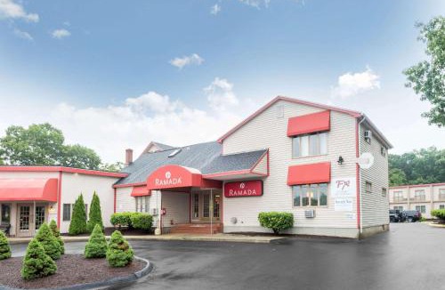 Groton Hotel | Ramada by Wyndham Groton Mystic