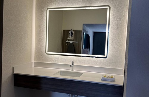 Lumberton Hotel | Ramada by Wyndham Lumberton NC North