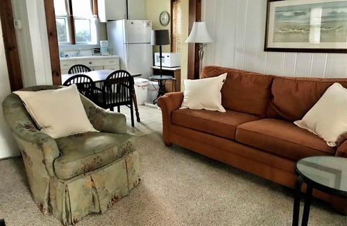 South Rehoboth Apartment | REDUCED almost 50% July 11-18 & July 18-25! Book NOW!
