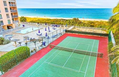 Indian Rocks Beach Apartment | Reef Club 201