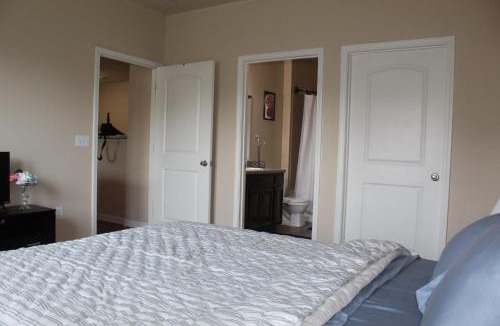 Terry Sanford Apartment | Regatta Getaway