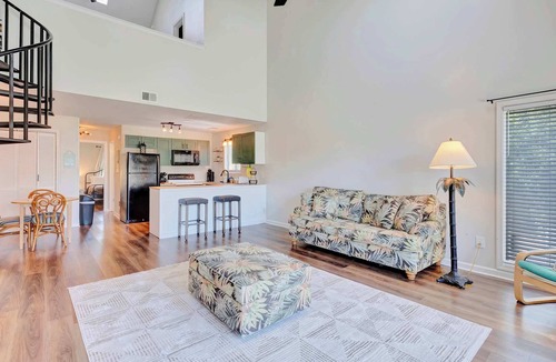 Little River Condo | Relaxing Place to Stay, 2BR, Golf Colony with Pool