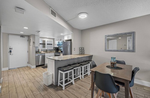 Belle Vista Condo | Renovated, Beach, Free Amenities, weekly events