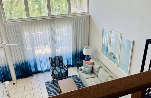 Longboat Key Condo | Renovated Beach Penthouse sleeps 10 - luxurious Longboat Key Beach Florida!