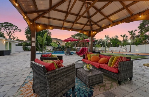 Ballentine Manor Estates House | Resort Home Near Beach + Pool + Golf + Pickleball