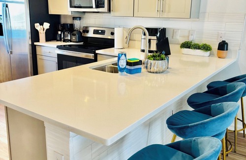 Sarasota House | Resort-Style 2-Bedroom Townhome with Pool, WiFi, and AC in Sarasota