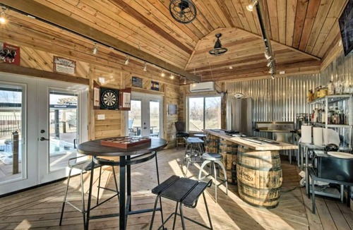 Brighton House | Resort Style Family Fun with Guest House