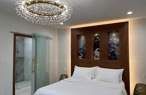 Springs at Kings Bay Hotel | Retreat at Crystal Manatee