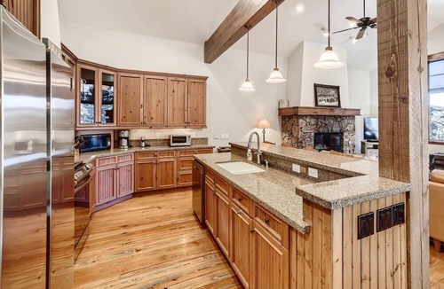 Peak 8 House | Retreat at Shock Hill Home: Walk to Gondola