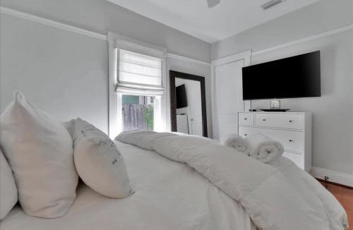 South Seminole Heights House | Rivercrest Bungalow Retreat