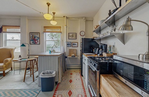 Wiscasset Condo | Riverfront condo w/deck overlooking the water - steps to dining & shopping