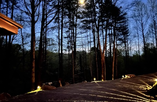 Cherokee Cabin | Romantic Fun Escape in WNC Mtns, Hot Tub, Firepit, babbling brook & starry skies