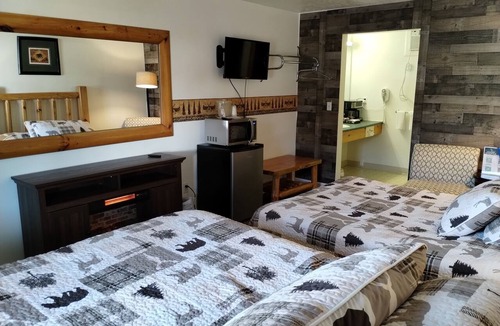 Ohiopyle Hotel | Room: Limited Availability - Steps from Trails & Rafting