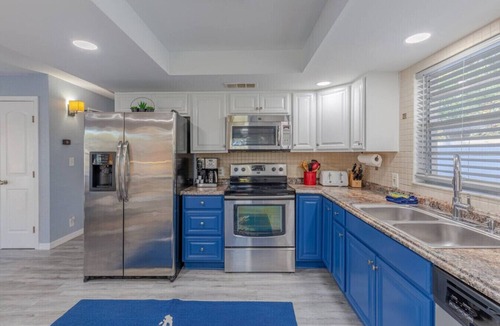 Gulfport Villa | Royal Blue Downtown-Gulfport-CooledPool