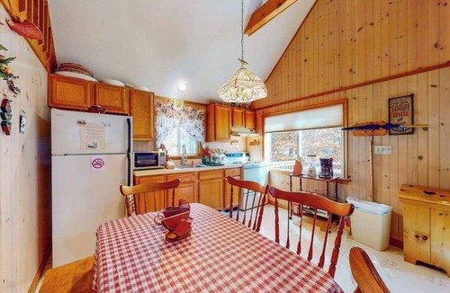 Pocono Lake House | Rustic retreat with 3 pools, tennis & beaches