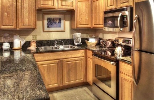 Four O'Clock Resort | !Sale! Ski New Years in Breckenridge, CO!