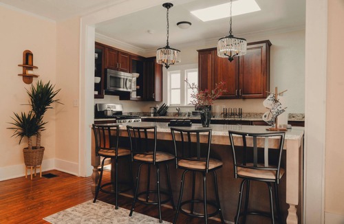 South Orange House | Samaya House Cozy 2BR 2 Baths Downtown Orlando