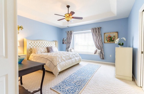 Palmer Ranch House | Sarasota Square Sleek Townhouse w/ Pool