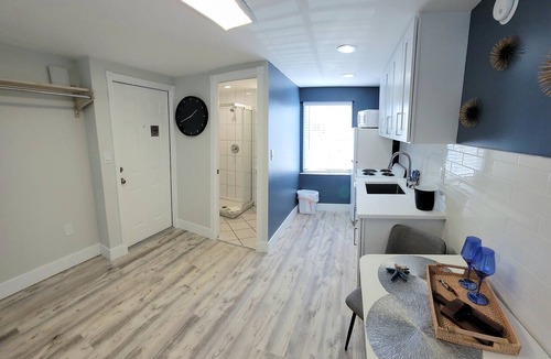 Treasure Island Hotel | Satellite Motel - Sea & Bay View Bungalow 127