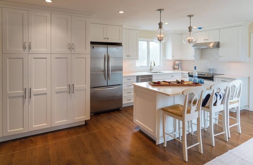 Siasconset House | Sconset 5-bedroom house with 4.5 Bathrooms and updated decor in Peaceful Setting
