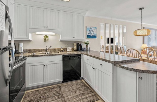 Ocean Drive Condo | Sea Cloisters I Ocean Front Beach Retreat