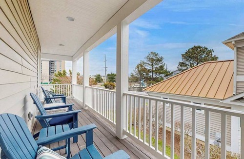 Bethany Beach House | Sea Colony Tennis house with gym, grill, & pool