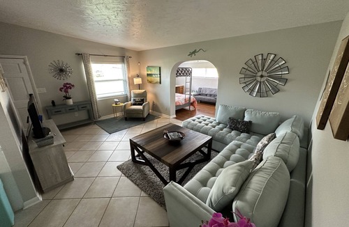 Goldenrod House | Serene Mid-Century 3/2 w/Bonus Room and Huge Shaded Yard w/Fence