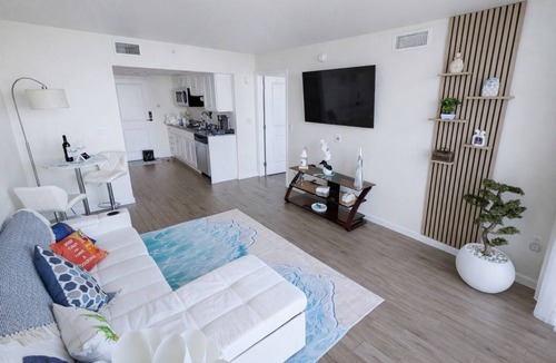 Fort Myers River District Apartment | Serene Riverfront Condo/Pool, Spa, Fort Myers Downtown Access
