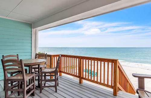 Sunset Beach House | Serenity By The Sea