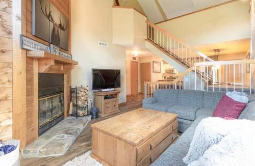 Seven Springs Apartment | Seven Springs 2BRLoft Premium Condo, sleeps 11!