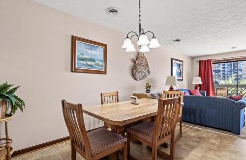 Myrtle Beach Apartment | Shipwatch I 108E