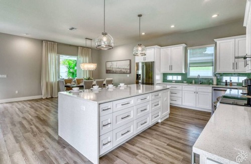 Vamo House | Siesta Key Modern Villa Retreat with Heated Pool & Spa