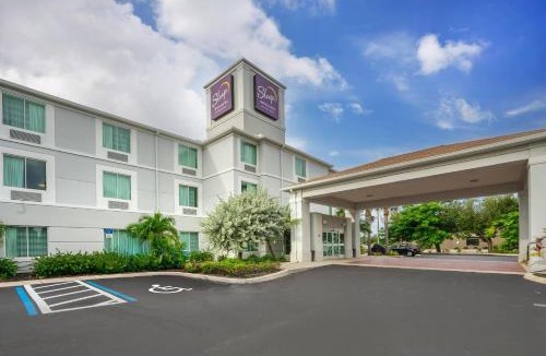 Port Charlotte Hotel | Sleep Inn & Suites Port Charlotte-Punta Gorda
