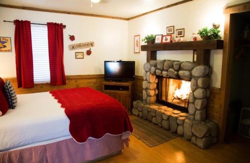 Big Bear Lake Cabin | Sleepy Forest Cottages