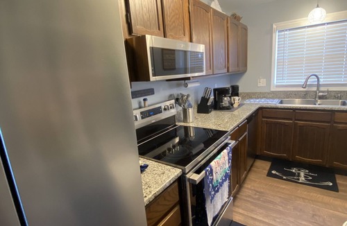 Lake Waccamaw House | Smooth Sailing-Lake Waccamaw-Stay 4 Nights and Get One Free!