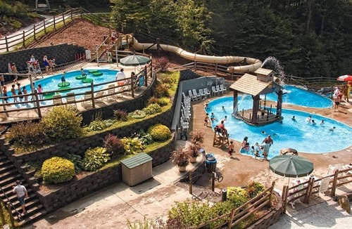 Jeffersonville Condo | Smugglers Notch | Snowy Retreat | Ski, Pools & Mountain Fun
