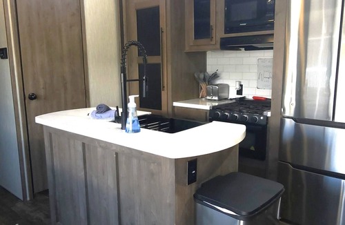 Truckland House | SO "Time to Wander" Pet Friendly Beach Retreat
