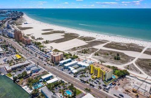 Treasure Island House | South Beach Condo Hotel by Travel Resort Services, Inc.
