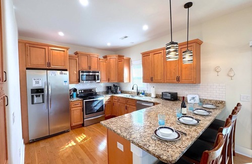 Tranquil Harbour House | Southern Seaclusion | 3BR Beach Home | Elevator, Fire Pit & Fenced Yard