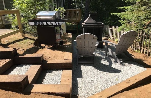 Edgecomb Cottage | Spacious 1 Bedroom Cottage Close to Everything 5