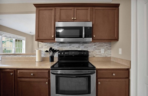 Fayetteville House | Spacious 3BR Home in Fayetteville, NC