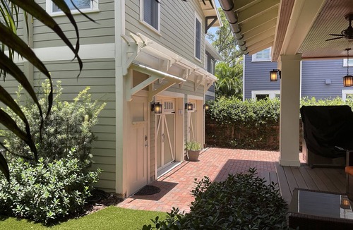 SoHo Cottage | Spacious Charming Hyde Park Cottage - Walk Everywhere!