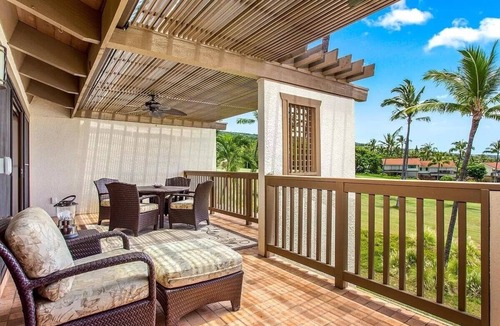 Kahaluu-Keauhou Condo | Spacious Executive Retreat in Paradise + 3 mins from Turtle Beach!