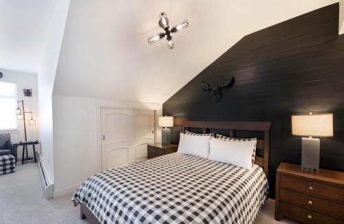 Winter Park Apartment | Spacious Fraser Crossing Founders Pointe Condo with Balcony and Village Views condo