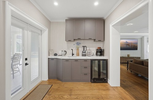 Clearwater House | Spacious HOME sleep 19+ - heated pool option and LAKE VIEW