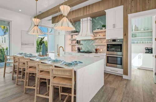 Siesta Key Village House | Sports Lovers Dream - Steps to Beach - Gulf Views!