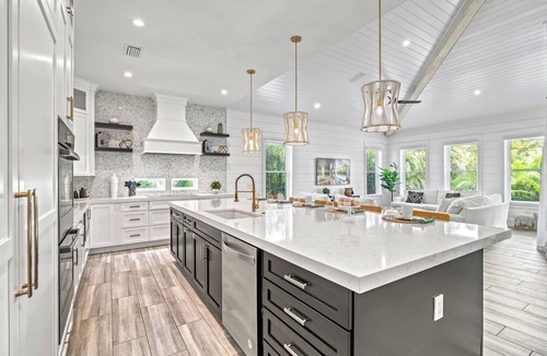 Anna Maria House | Stay at Kay's Landing on Anna Maria Island—luxury 6-bedroom home with pool, views & beaches!