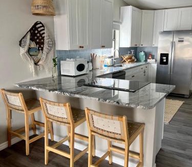 Palm Harbor House | Stay, Sip, Stroll · Downtown Palm Harbor