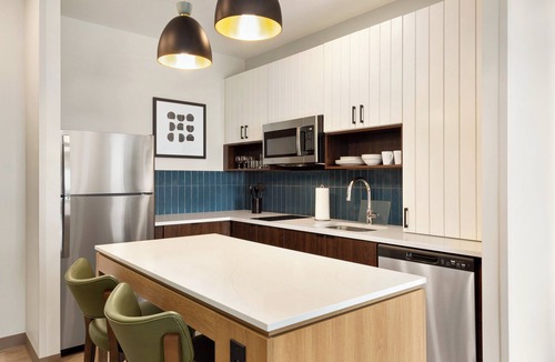Sarasota Hotel | Staybridge Suites Sarasota - Bradenton Airport by IHG